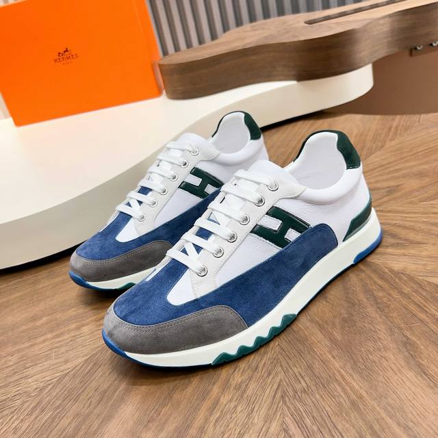 H Top-tier personal shopper's newest street-style sneakers are here! Original fa