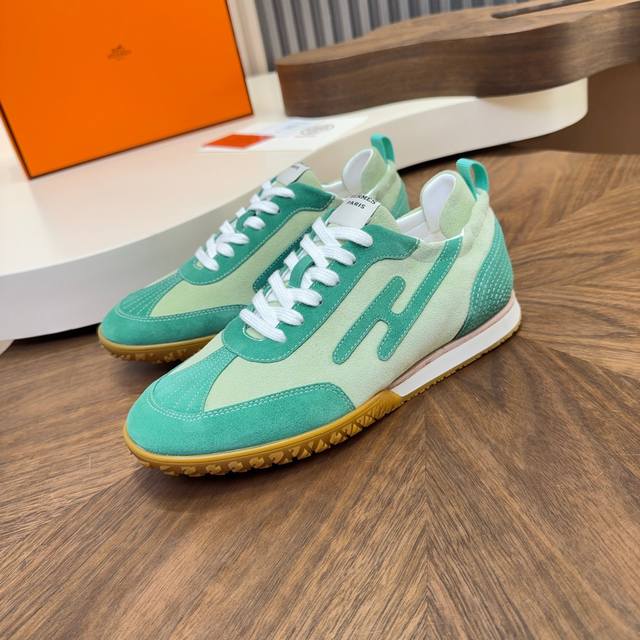 New Hermes Argande training shoes, white sneakers, perforated soft calfskin ath