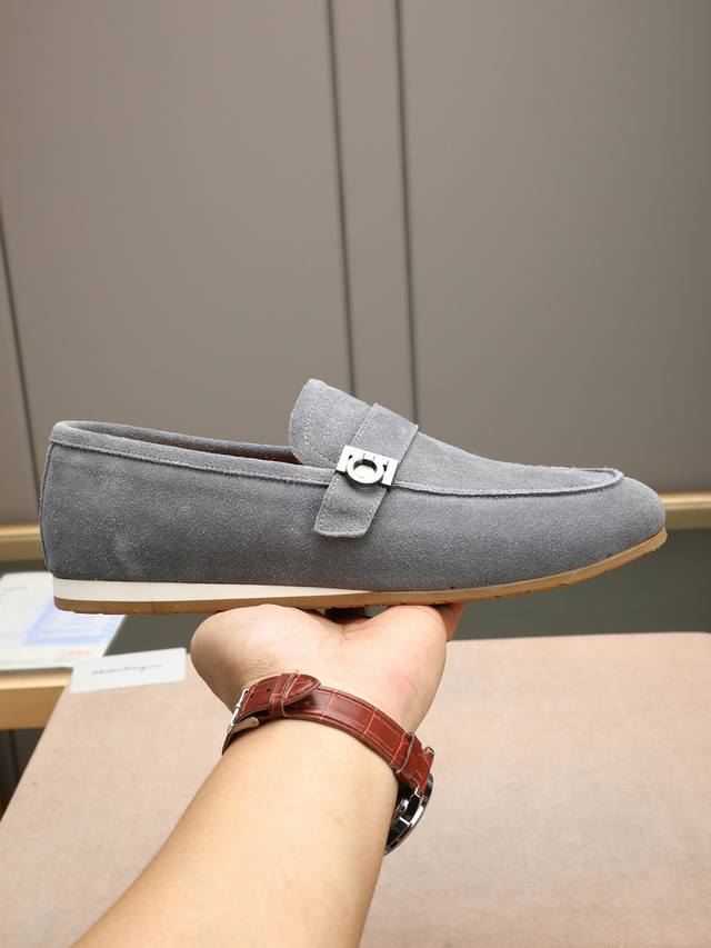 Ferragamo's new model features imported top-grain suede leather, offering a vis