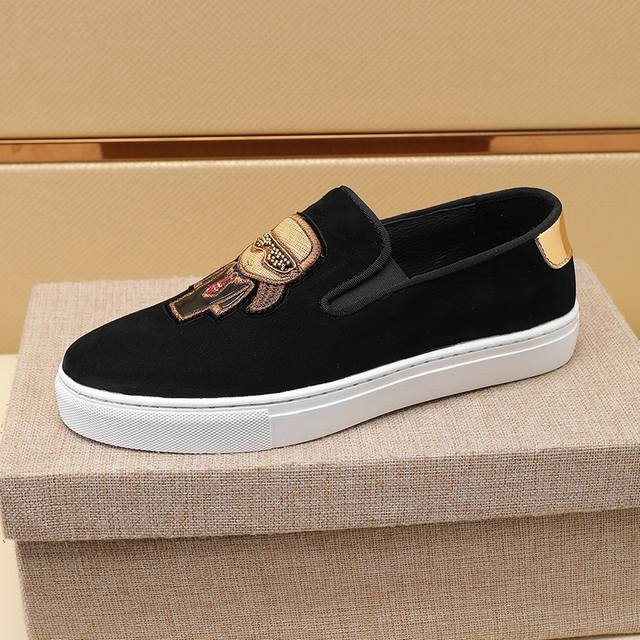 Factory direct price Spring/Summer new slip-on loafers with cartoon characters,