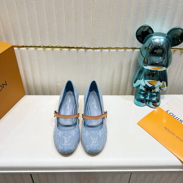 Factory Price (pp): Latest LV runway collection, high-quality version, same as