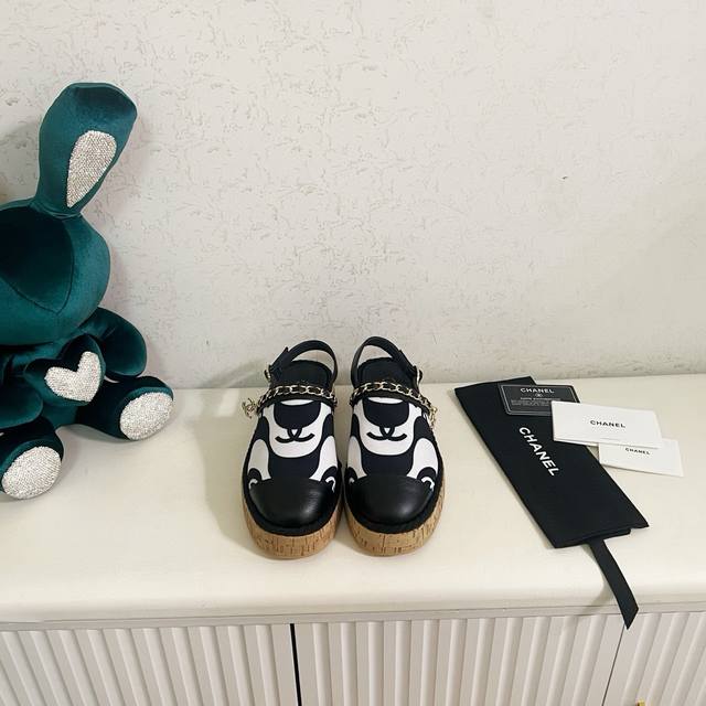 Factory Price (pp): , Chanel New Arrival, Original Custom Fabric and Leather Up