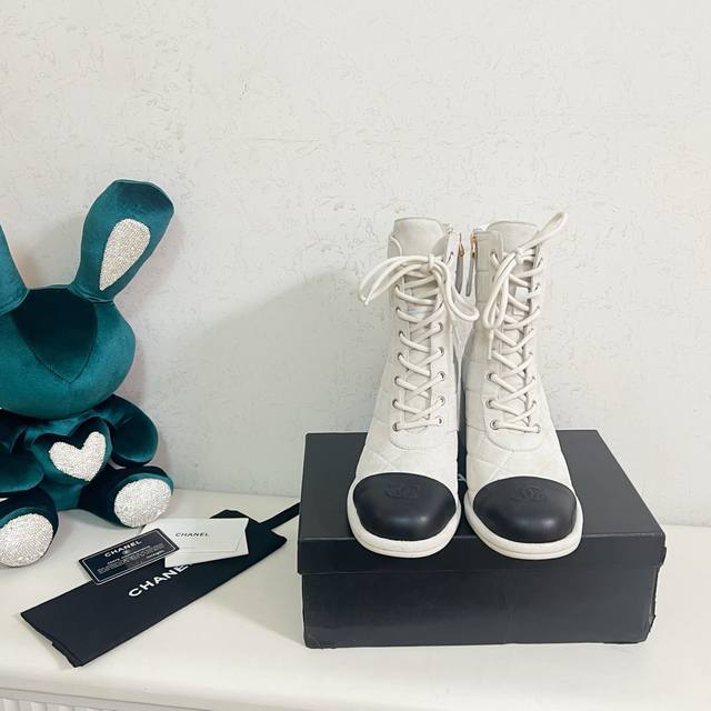 Factory Price (pp): Mary Jane Ballet Flats, Runway Style Soft Grained Cowhide Li