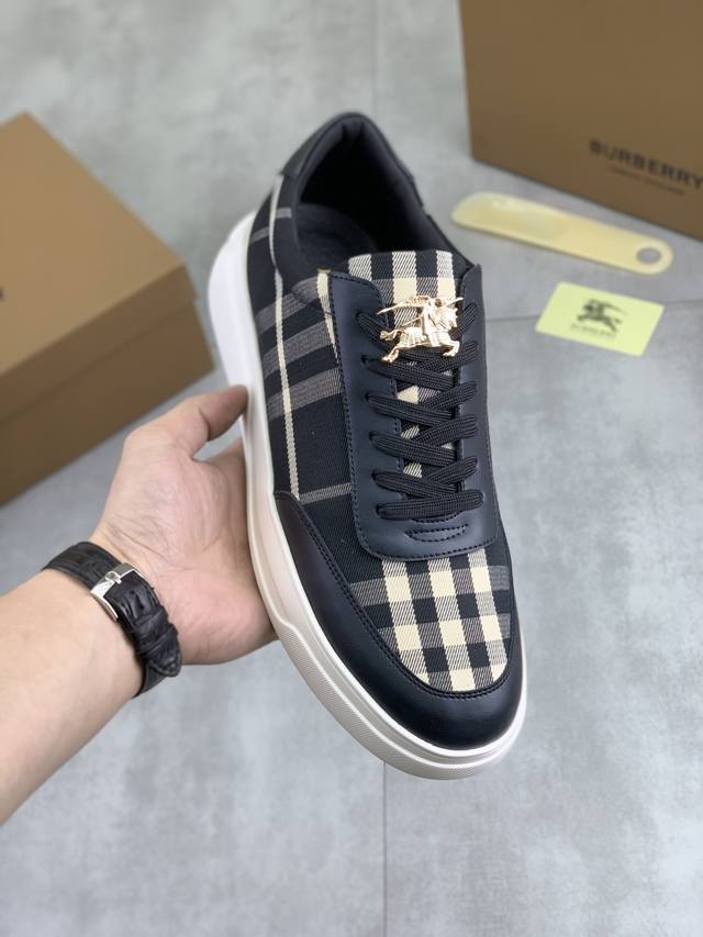 Factory price, real price. New casual low-top Burberry men's athletic shoes, a b