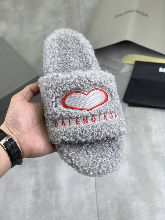 Factory price Balenciaga Fall/Winter Newest Wool Slippers (Authentic) RMB 12,570