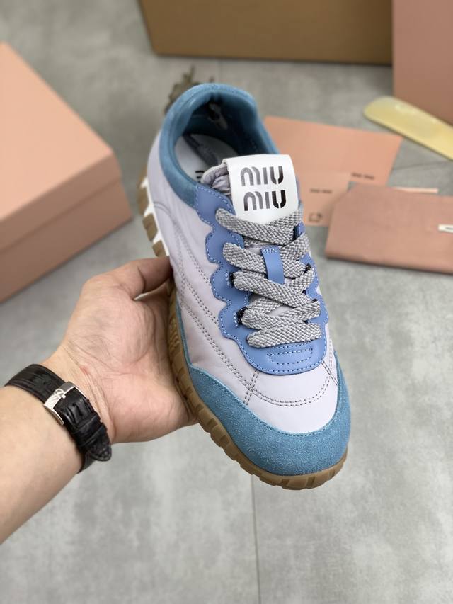 Factory price, top-tier version Miu Miu x New Balance NB530 casual sports shoes,