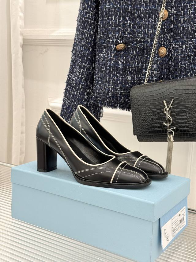 Factory Price Prada 26Wf Early Spring New Arrival Stitching High Heels Continuin