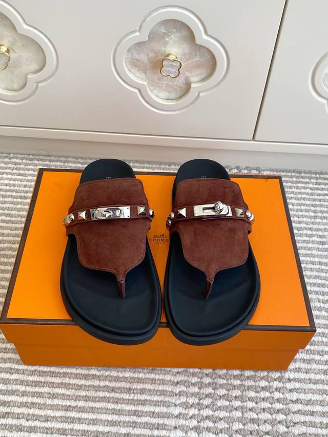 Couple's Hermes Empire Series Kelly Buckle Flip-Flops, Top Quality Calfskin Sli