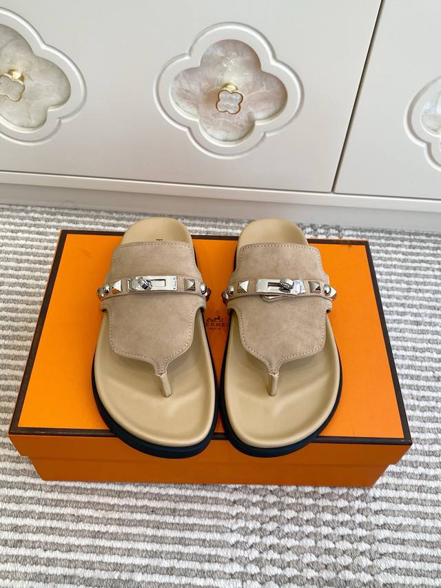 Couple's Hermes Empire Series Kelly Buckle Flip-Flops, Top Quality Calfskin Sli