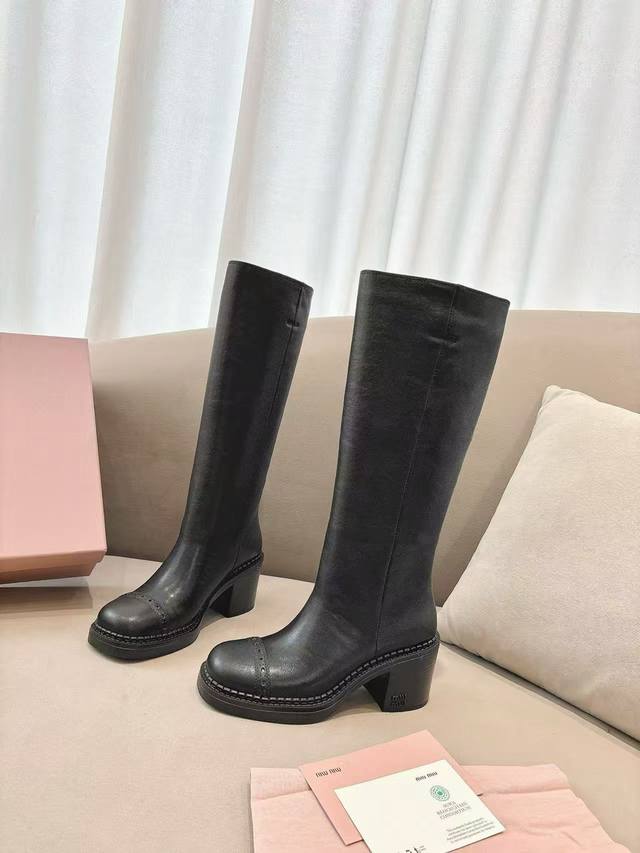 Top Edition Miu Miu 25Wf New Minimalist Retro Chunky Boots Series Blending class
