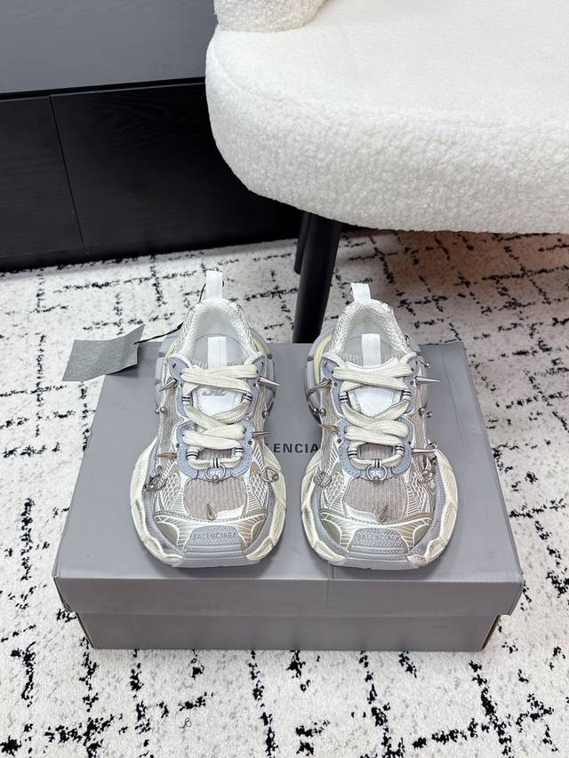 Top-tier couple's version Balenciaga 3XL Sneaker, latest studded lace-up chunky Top-tier couple's version Balenciaga 3XL Sneaker, latest studded lace-up chunky