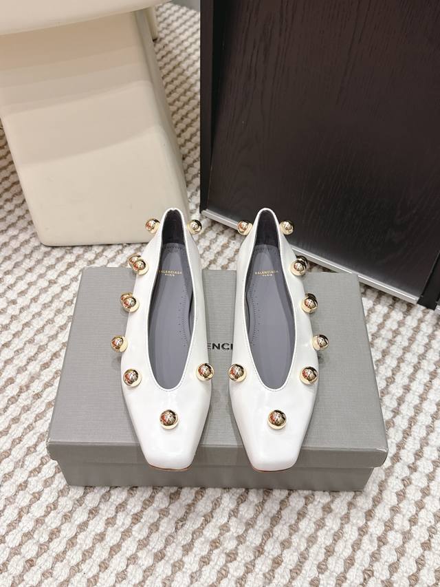 Retail Price Balenciaga Metallic Patent Leather Flat Shoes Balenciaga 2026 Earl