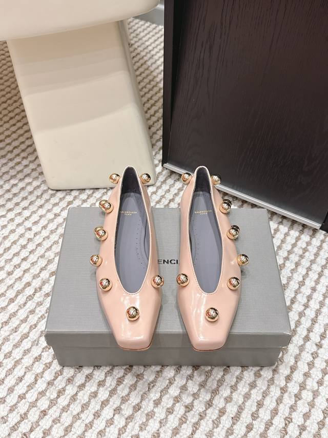 Retail Price Balenciaga Metallic Patent Leather Flat Shoes Balenciaga 2026 Early