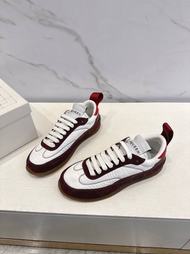 This new pair of Alexander McQueen shoes for couples | "The ultimate lazy perso This new pair of Alexander McQueen shoes for couples | "The ultimate lazy perso