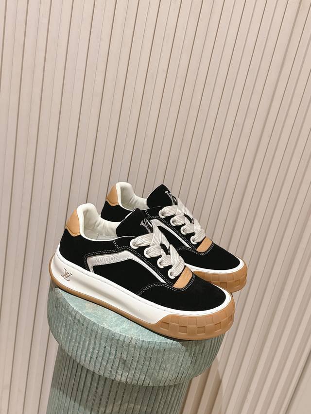 Top-tier upgraded version: Couple style Louis Vuitton men's latest runway Tilted