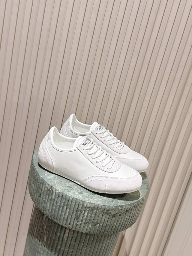 Top Version: Jimmy Choo's new casual shoes, made with Diamond cowhide leather an