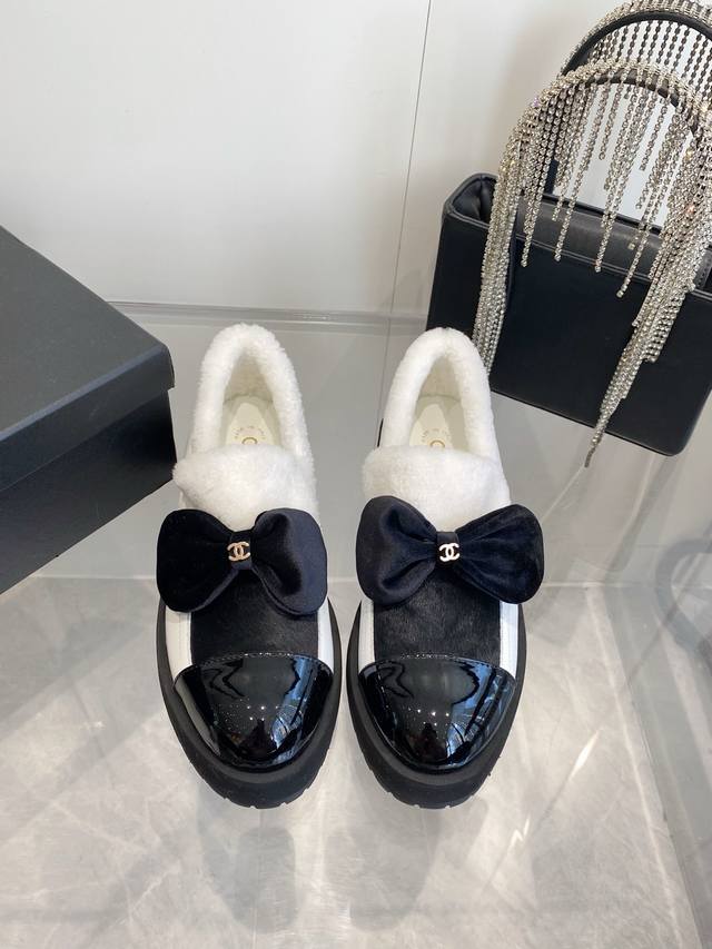 Factory price pp 2680 A must-have item for Chanel this autumn/winter season!! Ch