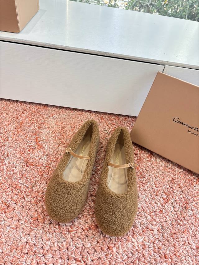 G305 Gianvitorossi Exquisite Maillard Color Cashmere Ballet Flats Easy to move i