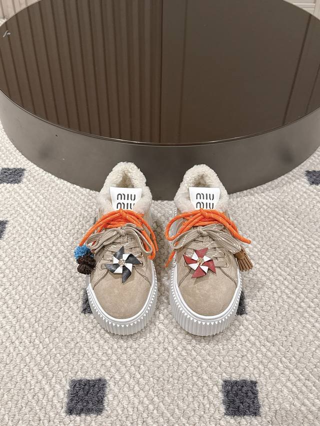 Flower 35-40 41 Custom Made These Miumiu genuine fur suede platform shoes are t