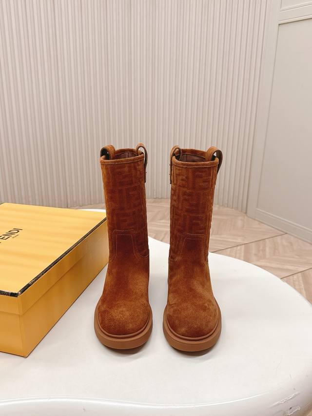 Short Fendi 2025 Autumn/Winter Short Boots, High-top Boots, Riding Boots Yyds