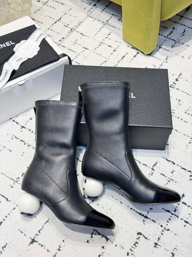 Chanel 25Ss Autumn/Winter New Round Toe Zipper Round Heel Ankle Boots These plat