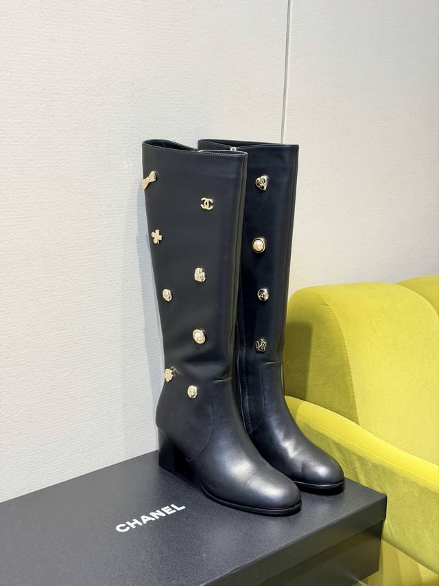 G012 Chanel * Chanel Autumn/Winter New Pants Boots with Lettering - These riding