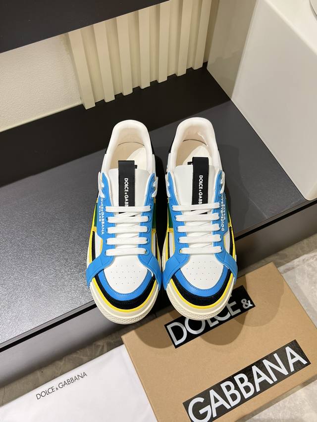 Original Couple Style Dg Brand New Custom 2.Zero Sneakers . These sneakers blen