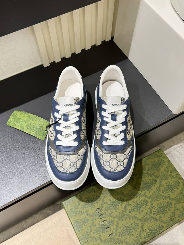 G's new collection, biscuit shoes, platform sneakers. The comfort of these shoes