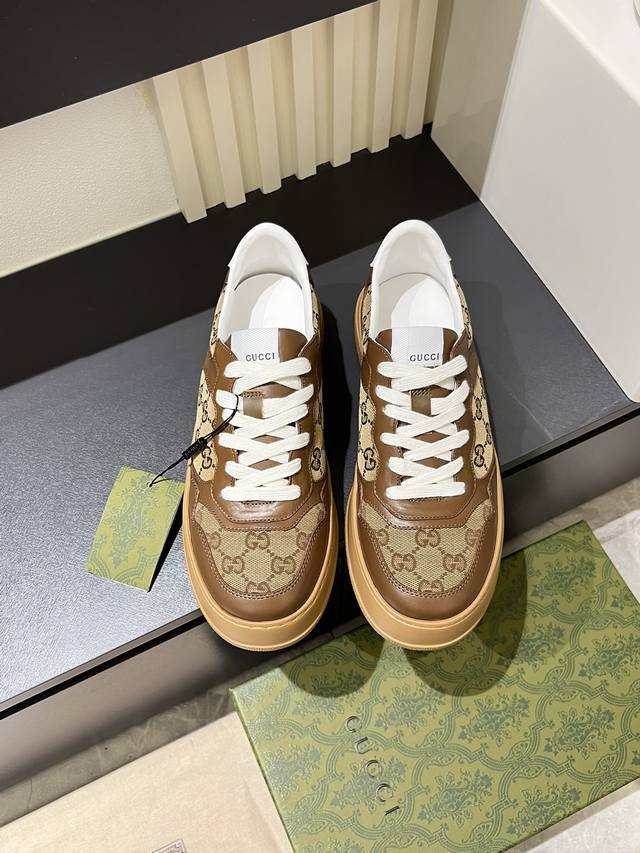 G's new collection, biscuit shoes, platform sneakers. The comfort of these shoes