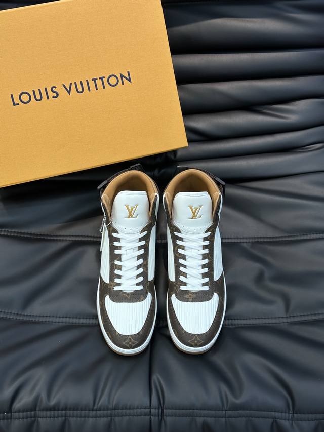 Ouis *Uitto* Men's High-Top Classic Casual Sneakers for Autumn/Winter. These sne