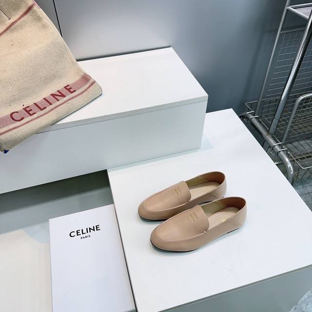 High-quality factory! Top-quality Celine Spring/Summer 2026 runway style Arc de