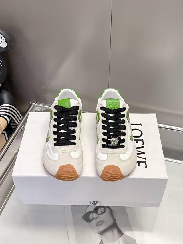 Comes with full packaging 0 Original Loewe Ballet Runner 2.0! Asymmetrical toe