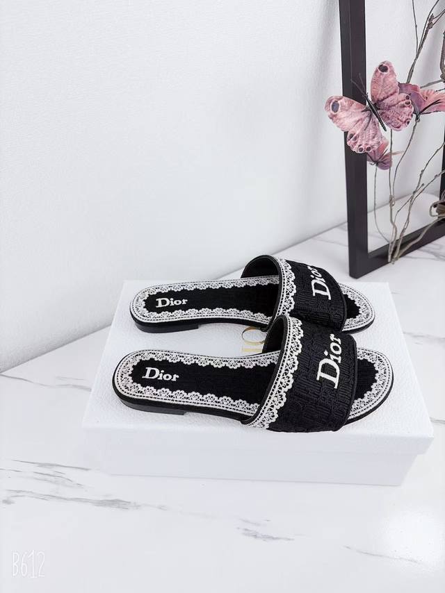 Factory price Dior 2025 Spring/Summer New Dway Flat One-Shot Slippers Jelly Colo