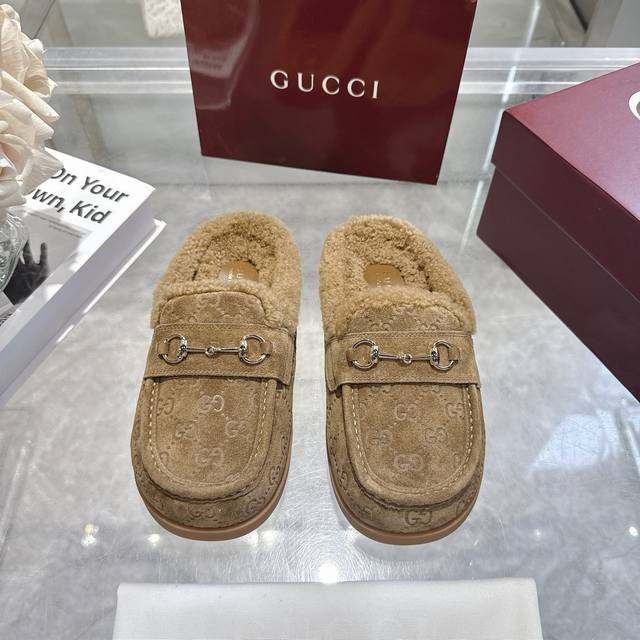 Autumn/Winter New Suede Cowhide Horsebit Wool Slippers Gg The winter collection
