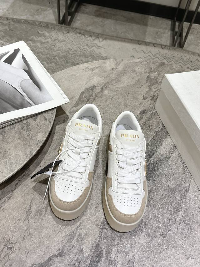 Prada Spring/Summer Newest Thick-Soled Triangle Logo Casual Sneakers Original P