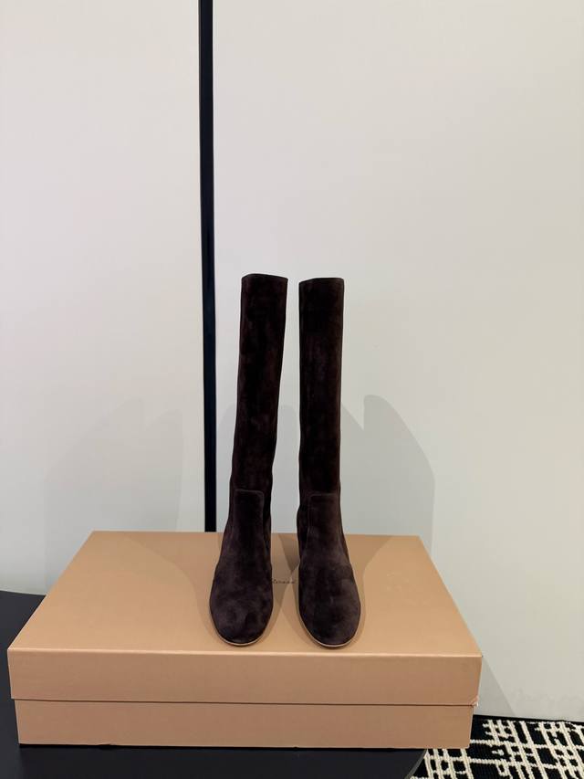 Gianvito Rossi25 Autumn/Winter Hot Chunky Heel Boots Lining: Custom Imported Sue