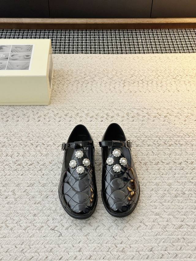 Niche Trendy Pearl Buckle Mary Jane Shoes! A must-have on Xiaohongshu (Little R