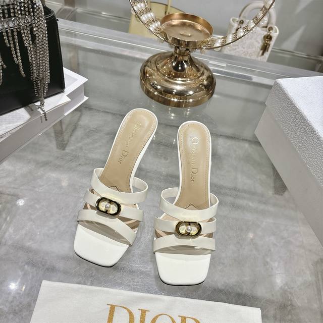 Factory direct. Dior 2026 Spring/Summer New D-Club Jelly Color Hollow-out Cross
