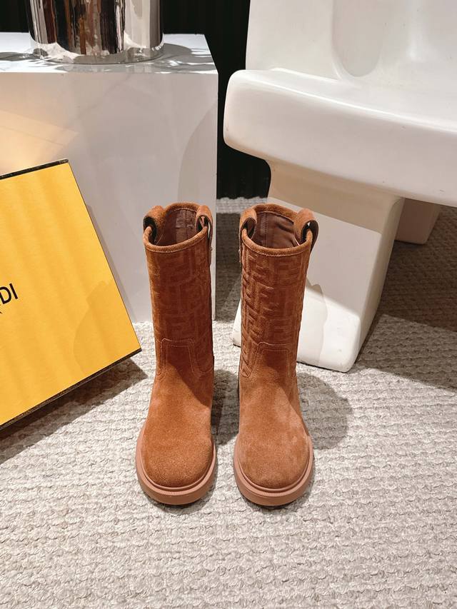 O Fendi 25 New Autumn/Winter Short Boots, High Boots, Riding Boots Yyds