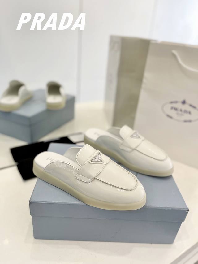 Factory direct price for men's size 20. Top-tier Prada couple's style loafers/s