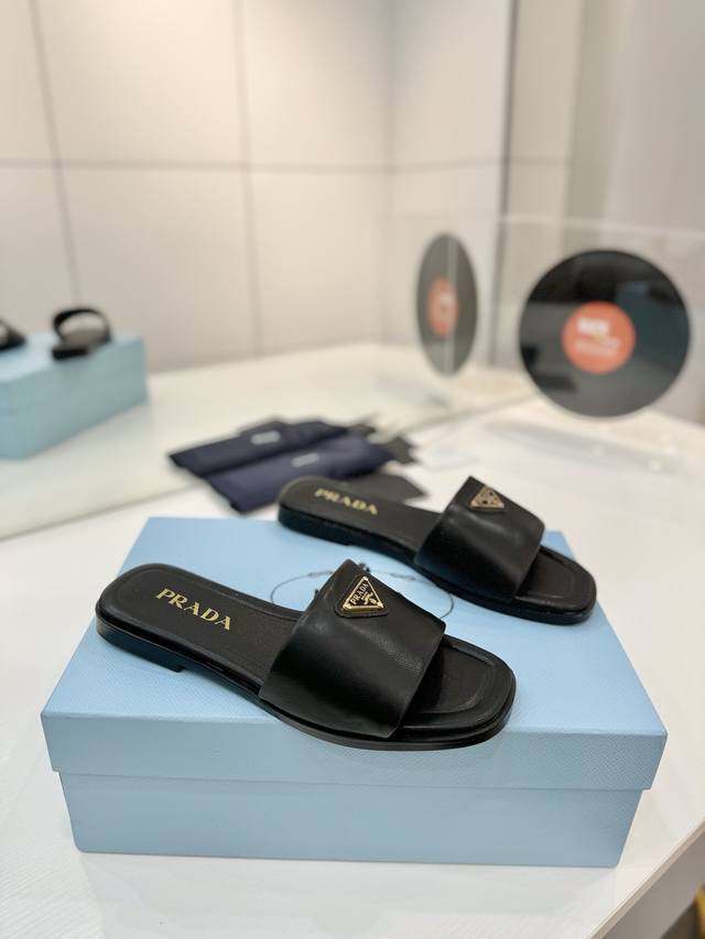 Factory price Prada woven slippers New spring/summer style modern lines and ori