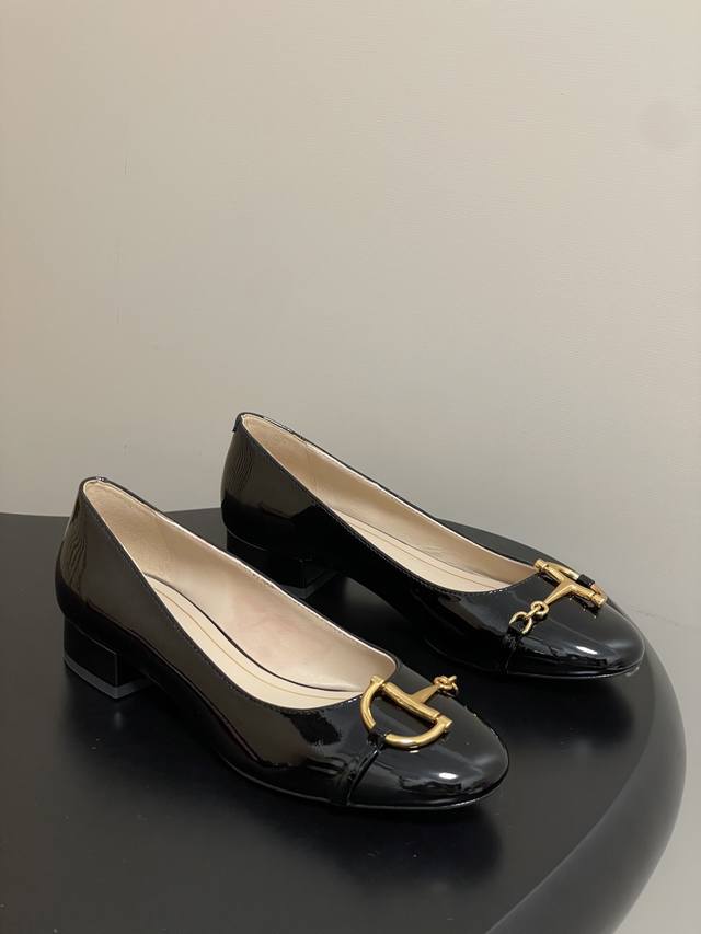 Factory Price p 26Ss Early Spring New Gucci Mary Jane Shoes with Horsebit Buckle