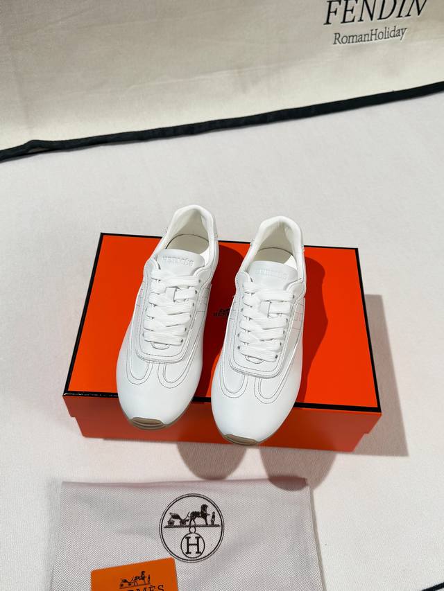 Factory Price: Hermes 2026 Early Spring New Arrival Master Sneakers. The upper i