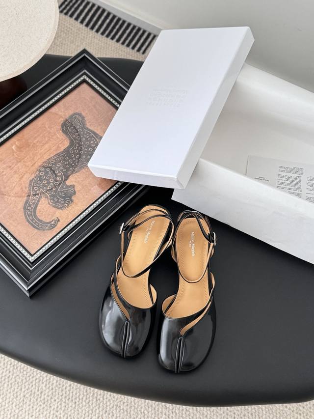 High-quality craftsmanship! Maison Margiela Mm6 split-toe shoes, Tabi, made in