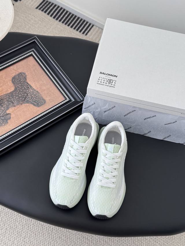 Salomon 2025 Collaboration Casual Shoes A perfect blend of each brand's DNA, so