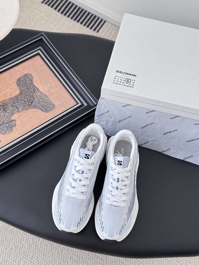 Salomon 2025 Collaboration Casual Shoes A perfect blend of each brand's DNA, so