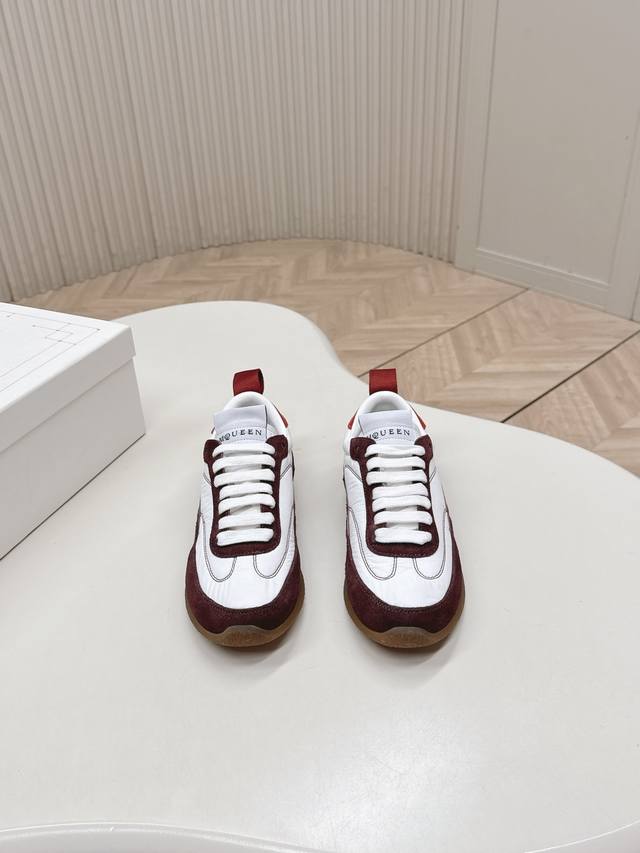 New color added! New McQueen Ec1 26Ss white sneakers, German-style athletic sho