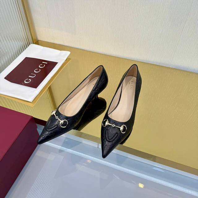 Factory Price pp 2025 Early Autumn New Gucci High-End Boutique Single Shoes V Gu