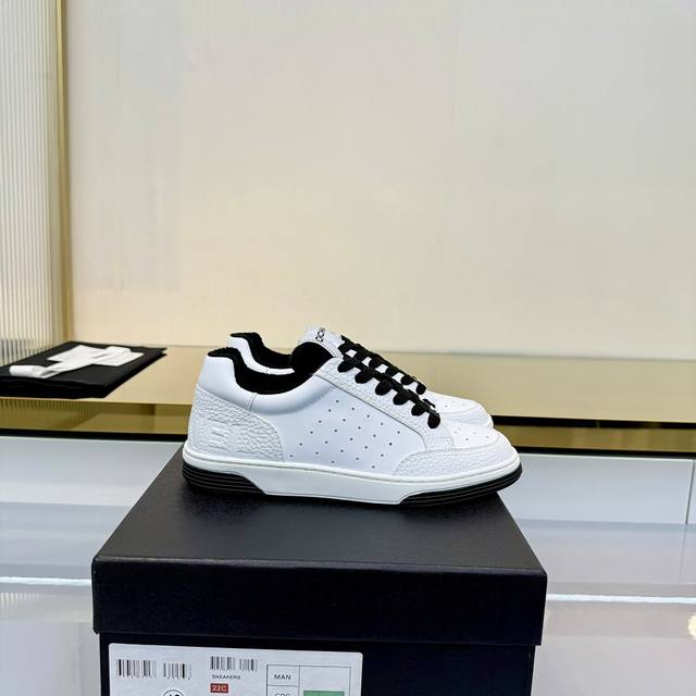 High-quality Chanel new panda sneakers, Chanel 2025Ss hot panda shoes, thick-so