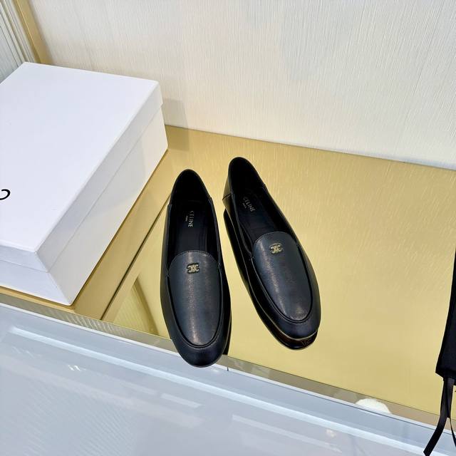 Celine 2026 Spring/Summer Newest Loafers Super popular loafers recommended by ma